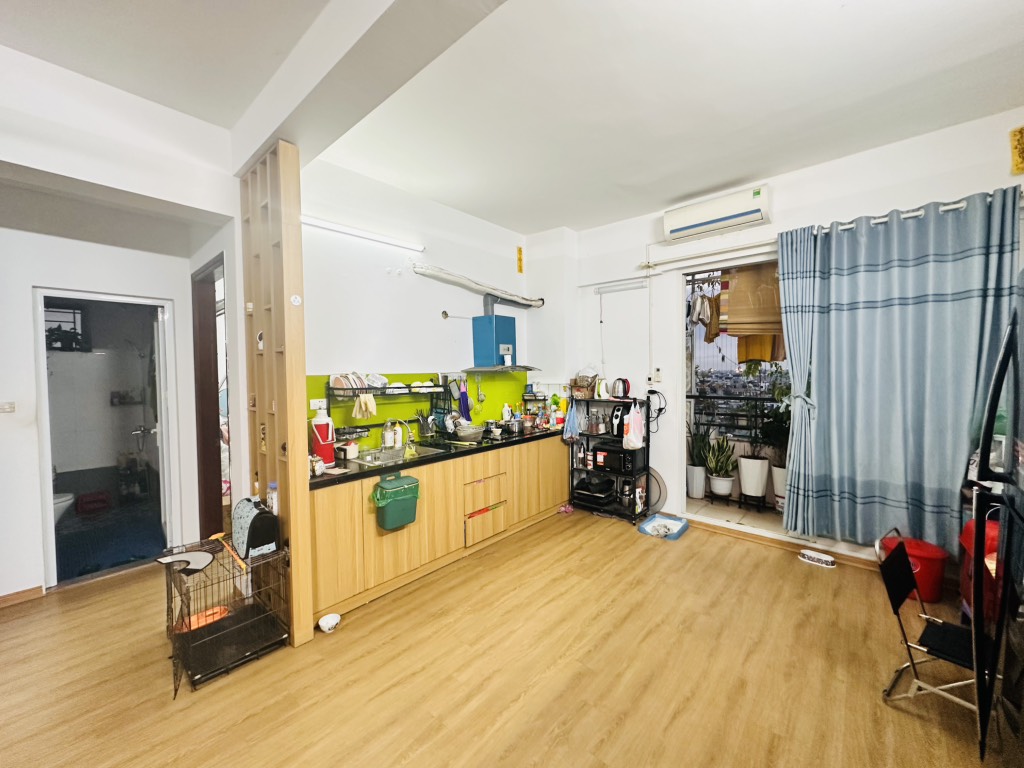 Bán nhà mới Việt Hưng vài bước ra ô tô tránh - 5 tầng DT 50m2 gần BigC, cầu Trần Hưng Đạo 5.8 tỷ
