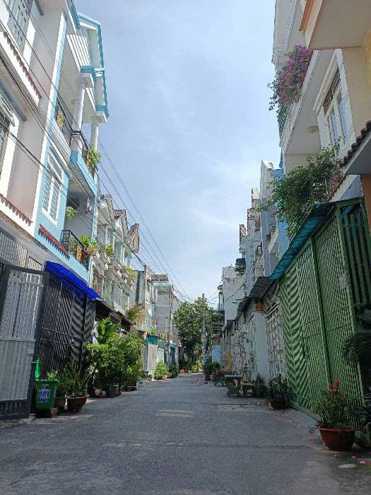 Bán Nhà 62m2 , Nguyễn Thị Búp , Quận 12 , 3 Tầng , Nhỉnh 3.x Tỷ