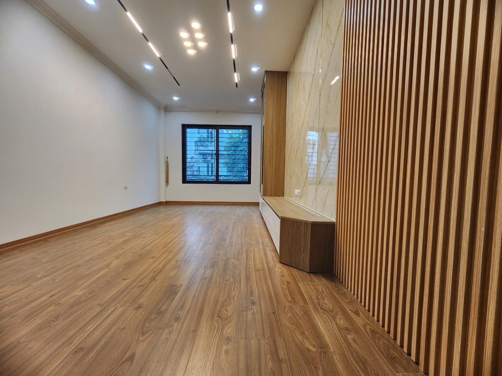 NHÀ ĐẸP XUÂN PHƯƠNG - Ô TÔ QUA NHÀ - THANG MÁY - 5 TẦNG Ở NGAY- GIÁ 7.950 TỶ