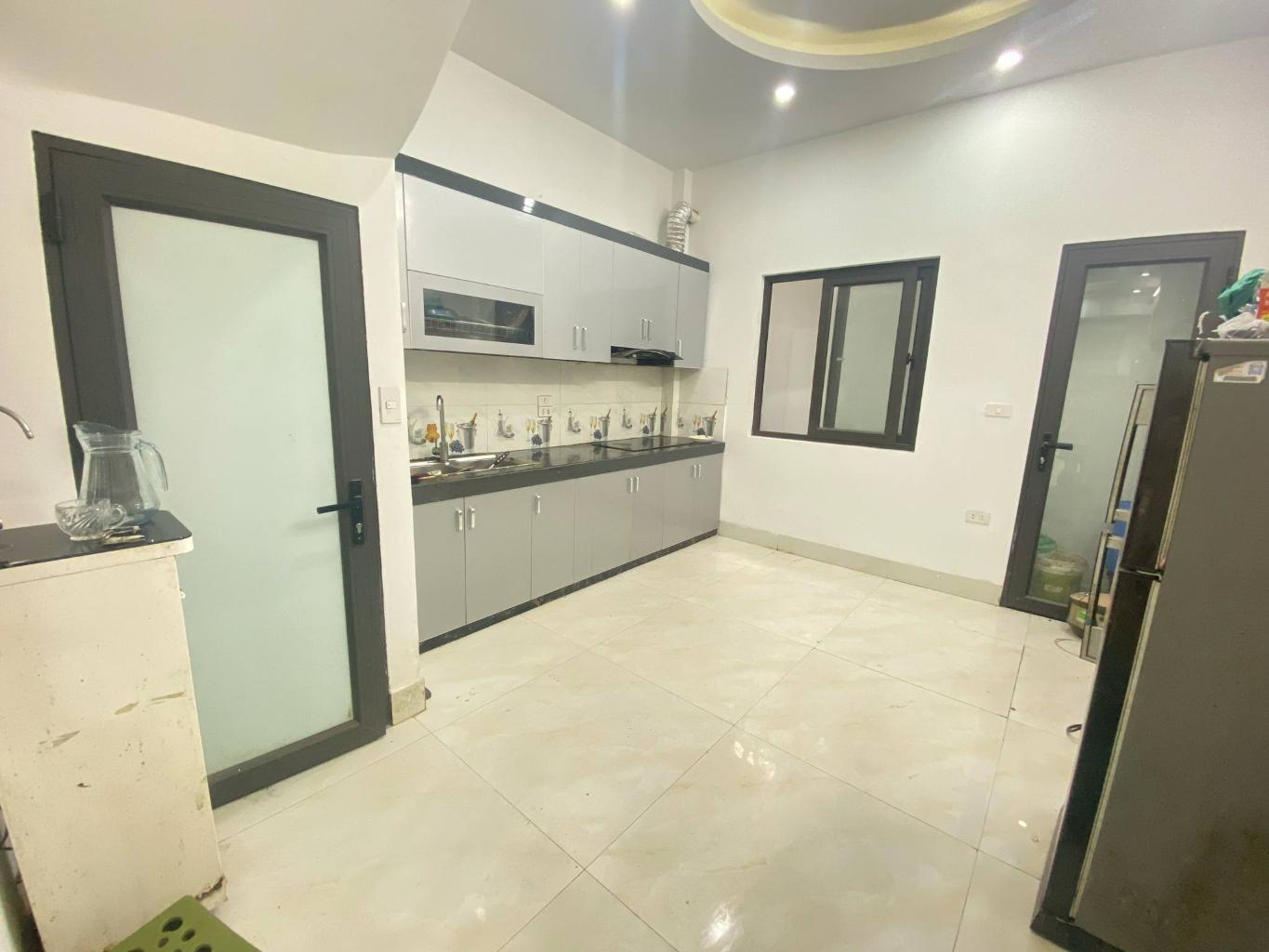KIM CHUNG - HOÀI ĐỨC - DT 42M - 5 TẦNG MỚI TINH -Ô TÔ QUA NHÀ - 20M Ô TÔ ĐỖ- GIÁ 5.3 TỶ