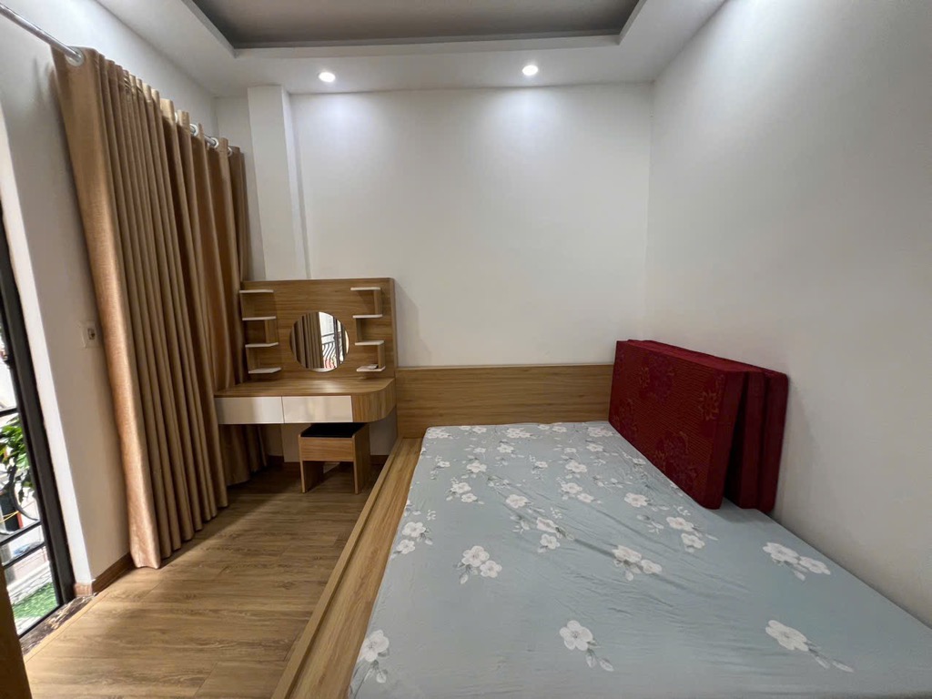 NHÀ ĐẸP XUÂN PHƯƠNG - 4 TẦNG FULL NỘI THẤT Ở NGAY- DT 31M - MẶT TIỀN RỘNG 4.1M - NGÕ 3 GÁC TRÁNH XE MÁY - GIÁ NHỈNH 5 TỶ