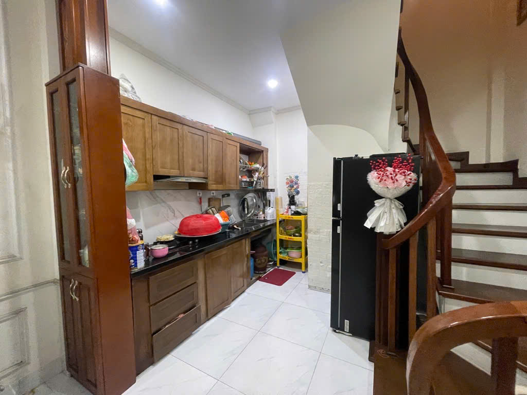 BÁN NHÀ HỒ TÙNG MẬU -CHỈ NHỈNH 7 TỶ- 5 TẦNG LONG LANH -FULL NỘI THẤT- Ở NGAY