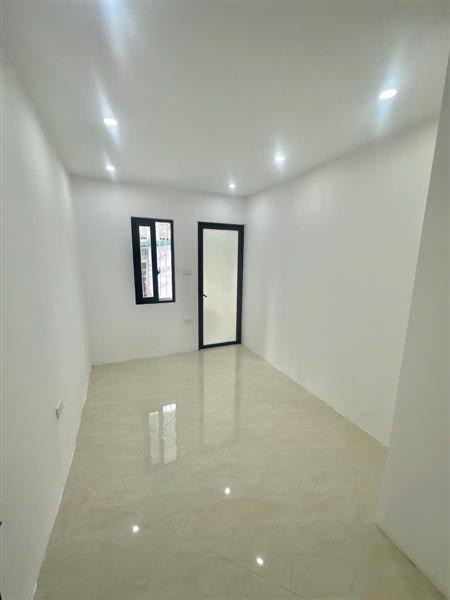 Nhà đẹp 4 tầng chỉ hơn 3 Tỷ phố Minh Khai sổ đỏ chính chủ