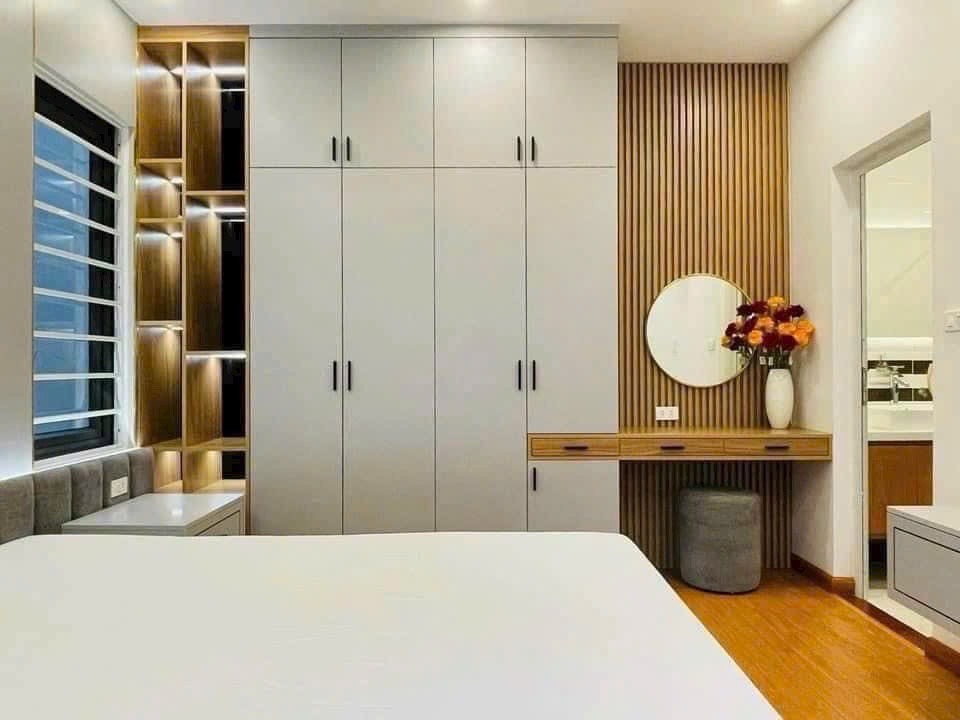 Đan Khê 30m x 5T rộng 4.4m sâu 7m  ( Hoài Đức - Hà Nội )