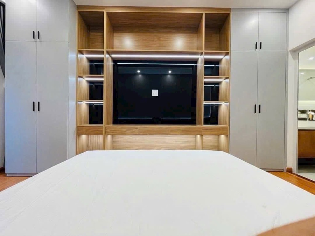 Đan Khê 30m x 5T rộng 4.4m sâu 7m  ( Hoài Đức - Hà Nội )