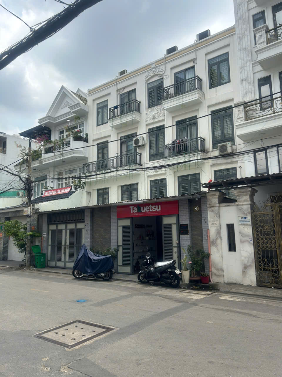 Nhà đẹp,giá rẻ Mt Hồ Đắc Di,Quận Tân Phú chỉ 10,5 tỷ TL