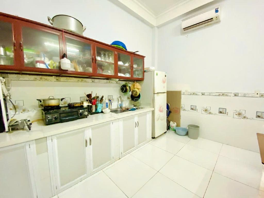 Nhà đẹp,giá rẻ Mt Hồ Đắc Di,Quận Tân Phú chỉ 10,5 tỷ TL