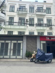 Nhà đẹp,giá rẻ Mt Hồ Đắc Di,Quận Tân Phú chỉ 10,5 tỷ TL