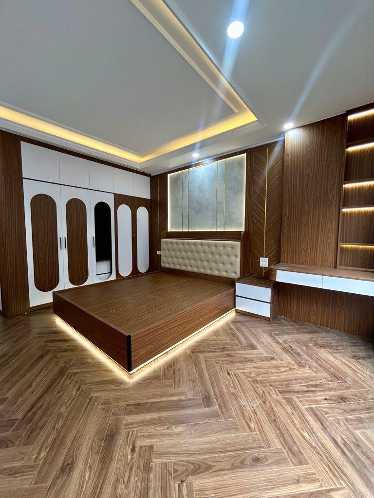 NHÀ ĐẸP THÁI HÀ 61M2 4T, VÀI BƯỚC RA PHỐ, CÁCH Ô TÔ 10M 10 TỶ
