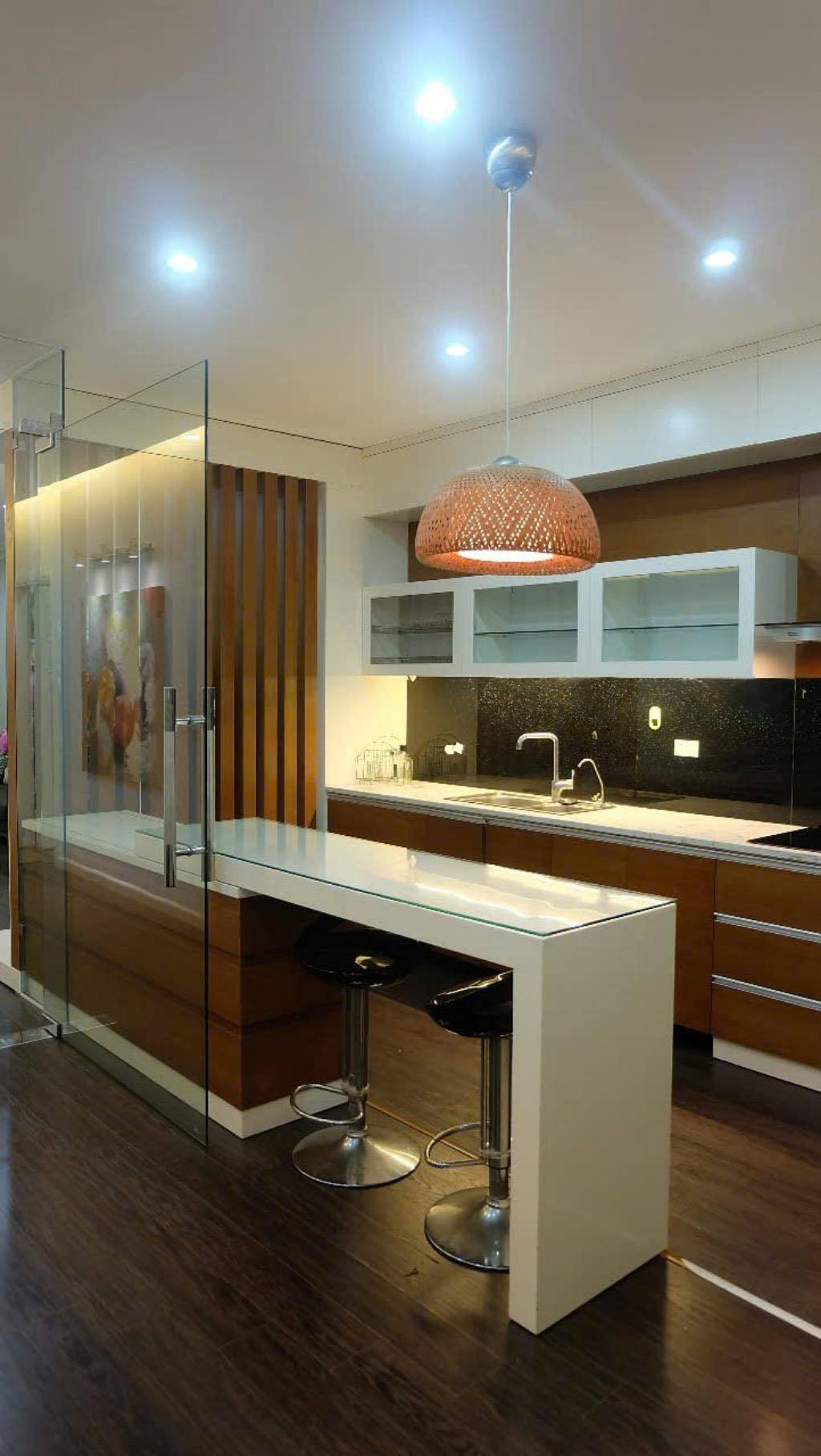 BÁN CHCC SÔNG HỒNG PARK VIEW THÁI HÀ 157M2 MẶT PHỐ, FULL NỘI THẤT XỊN, 15 TỶ.