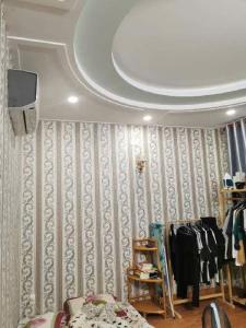 Nhà sát mặt tiền lạc long quân tân bình