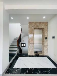 NHÀ ĐẸP ÂU CƠ- TÂY HỒ - GẦN CHỢ