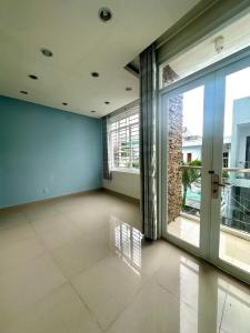 NHÀ ĐẸP GIÁ ĐẸP 3 TẦNG TRUNG TÂM THỦ ĐỨC GIÁ CHỈ 4tỷ7x