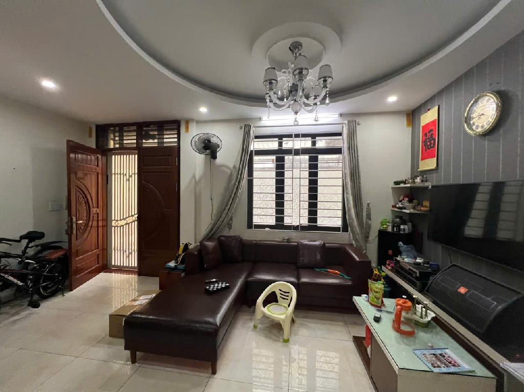 Bán nhà Chiến Thắng La Khê, nhà đẹp, kiên cố ở ngay.