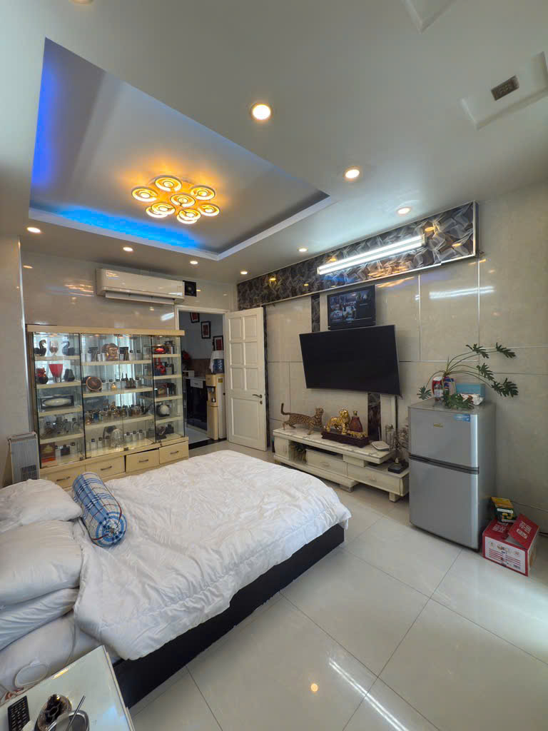Bán nhà Hẻm xe tải Lê Văn Sỹ, Tân Bình, 6 tầng, chỉ 11.9 tỷ