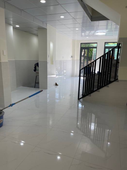 NGAY KHU DÂN CƯ HỒNG LONG THỦ ĐỨC SÁT MẶT TIỀN NGANG CHUẨN 5M XE HƠI ĐẬU SÁT NHÀ