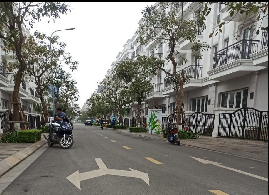 Bán nhà phố