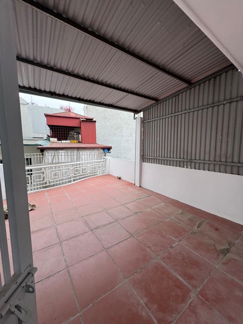 NGô Gia Tự - Nhà Dân Xây - Diện Tích Rộng - Giá Rẻ - 5,75 Tỷ