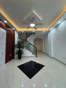 NGô Gia Tự - Nhà Dân Xây - Diện Tích Rộng - Giá Rẻ - 5,75 Tỷ