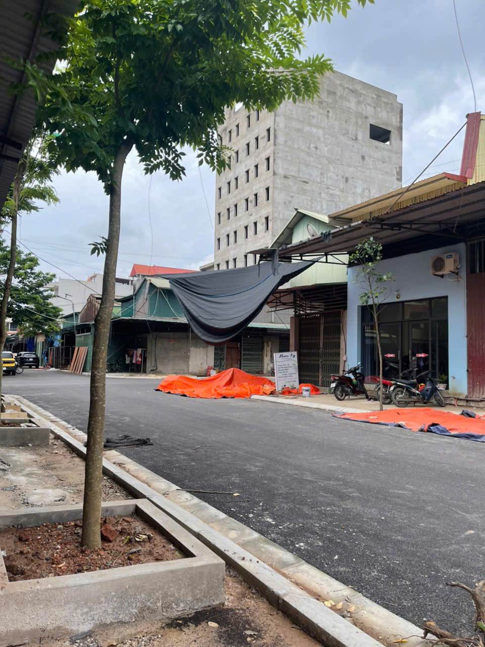 Lô đất giá tuyệt chủng chỉ chưa đến 20tr/m2 tại khu phố hương mạc từ sơn Đất ngõ thông tứ phía Dân cư đông đúc dễ dàng kinh doanh