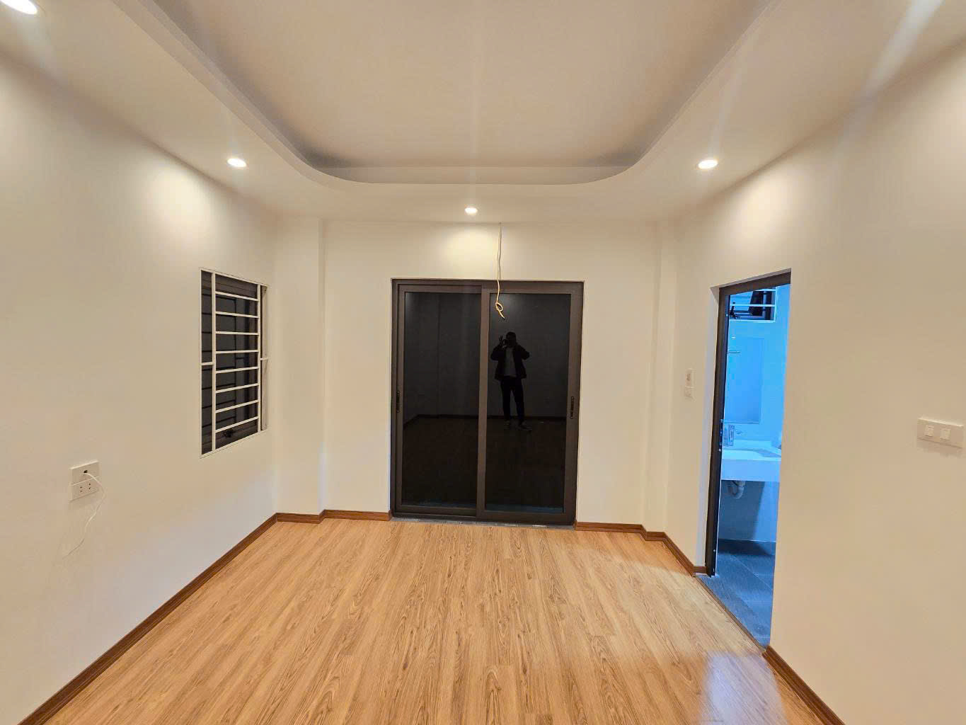 CHỦ ĐẦU TƯ CÓ TIẾNG - MỚI KOONG - GẦN PHỐ - Ô TÔ SÁT NHÀ - NGÕ ĐẸP - TIỆN ÍCH NGẬP TRÀN
