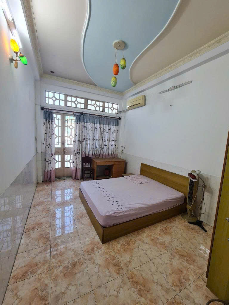 CHDV 16 Phòng PHẠM VĂN HAI P5 TÂN BÌNH - 5 TẦNG BTCT - 80M2( 4 x 20) - CHỈ 8.95 TỶ