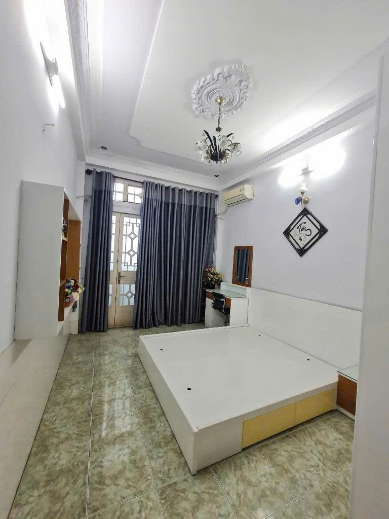 CHDV 16 Phòng PHẠM VĂN HAI P5 TÂN BÌNH - 5 TẦNG BTCT - 80M2( 4 x 20) - CHỈ 8.95 TỶ