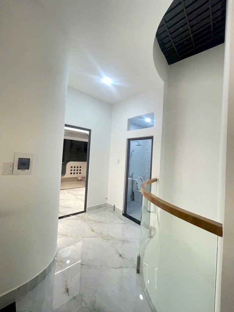 Nhà Mặt Tiền Lê Quang Sung , Quận 6