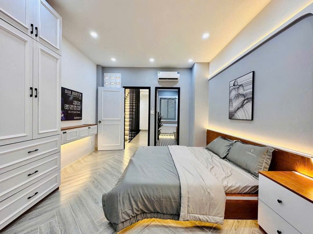 Gò Vấp – 44m2 - 5 Tầng Full Nội Thất – 6 Tỏi Nhỉnh Xíu.