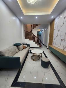 BÁN NHÀ NGUYỄN KHOÁI - 36M2 - 4 TẦNG - 5.5 TỶ