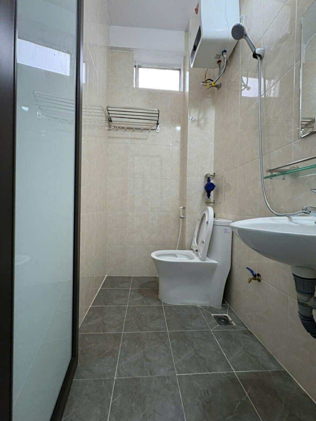 -	BÁN NHÀ: KIM GIANG, HOÀNG MAI, HÀ NỘI 36M2 5 TẦNG GIÁ CHỈ 7.2 TỶ