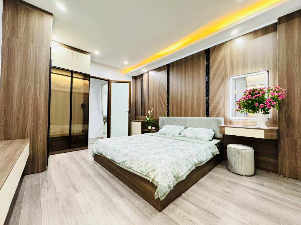 BÁN NHÀ: BÙI XƯƠNG TRẠCH, THANH XUÂN, HÀ NỘI 30M2  5TẦNG GIẢ CHỈ 7.39TỶ