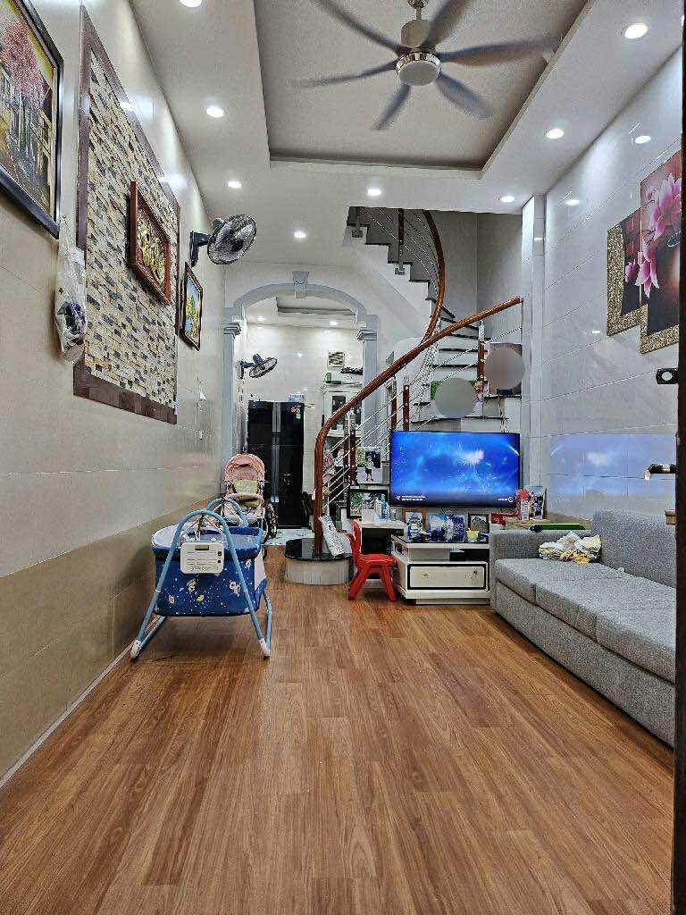 BÁN NHÀ: KHƯƠNG TRUNG, THANH XUÂN, HÀ NỘI 31M2 4TẦNG GIÁ CHỈ 6.45TỶ