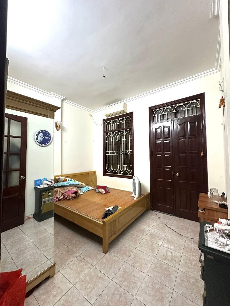 BÁN NHÀ KHƯƠNG TRUNG, Ô TÔ ĐỖ CỔNG, 10M RA PHỐ CHÍNH, DTSD 44M2, GIÁ 8.6 TỶ