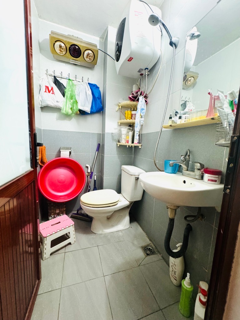 TÂN XUÂN-ĐẤT PHÂN LÔ CHO CÁN BỘ-NHÀ DÂN XÂY CHẮC CHẮN -10M RA Ô TÔ- TIỆN ÍCH TRÀN NGẬP