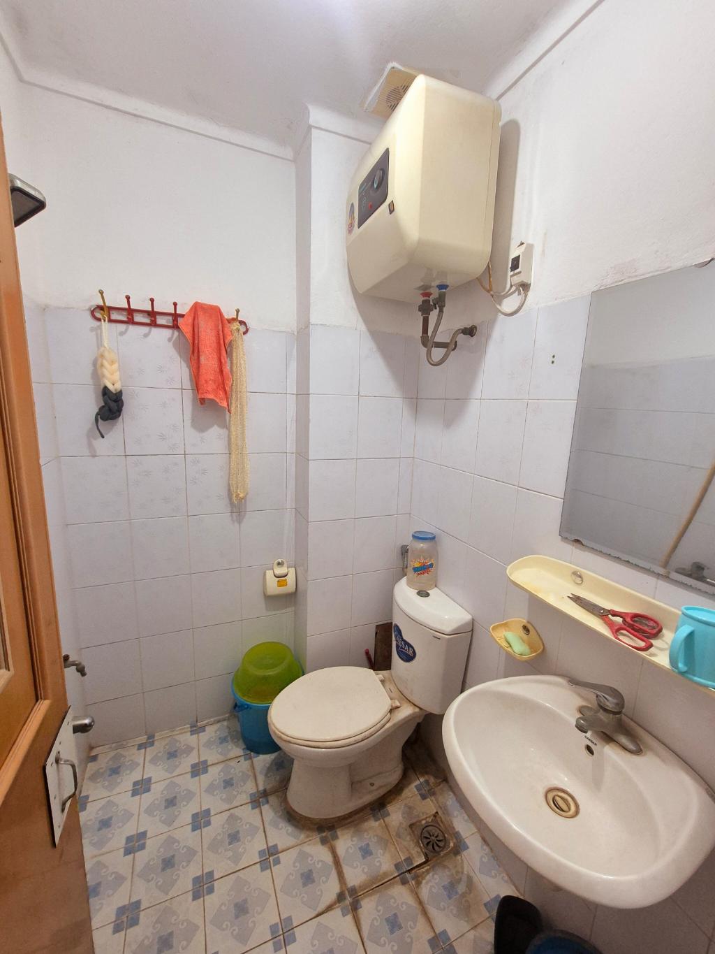 NHÀ DÂN XÂY Ở - Ô TÔ ĐỖ CỬA - TỔNG 4 NGỦ