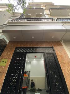SIÊU PHẨM - 6 TẦNG THANG MÁY - 9 PHÒNG FULL NỘI THẤT DÒNG TIỀN BÌNH QUÂN 650 TRIỆU/NĂM.