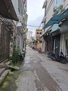 ĐÔNG NGẠC-31M2 RỘNG 3.5M- 2 MẶT THOÁNG- NGÕ Ô TÔ TRÁNH- CHÀO 6.2 TỶ