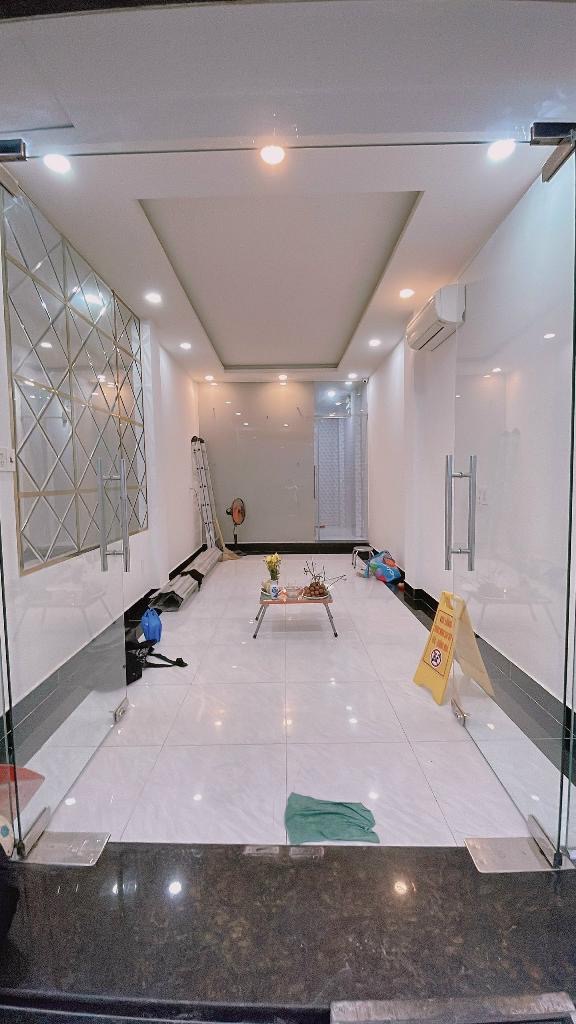 Bán nhà - 2 tầng - hxh - 6tỷ