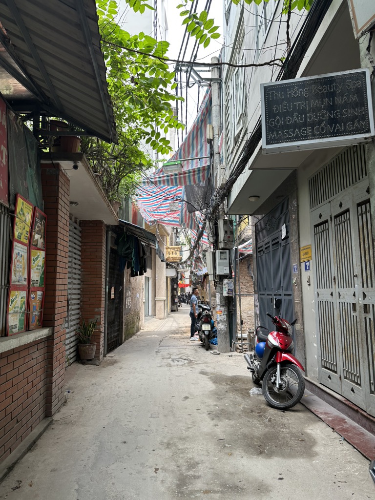 BÁN NHÀ HOA HẬU NGÕ Ô TÔ, 30M RA MẶT PHỐ YÊN HÒA,60M2, NHÀ ĐẸP 4 TẦNG, DÂN TỰ XÂY  NHỈNH 11 TỶ