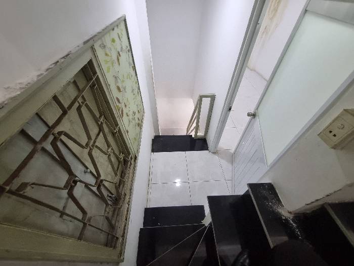 BÁN NHÀ 2 MẶT HẺM – NGUYỄN CHÍ THANH, PHƯỜNG 3, QUẬN 10 – GIÁ 3.2 TỶ