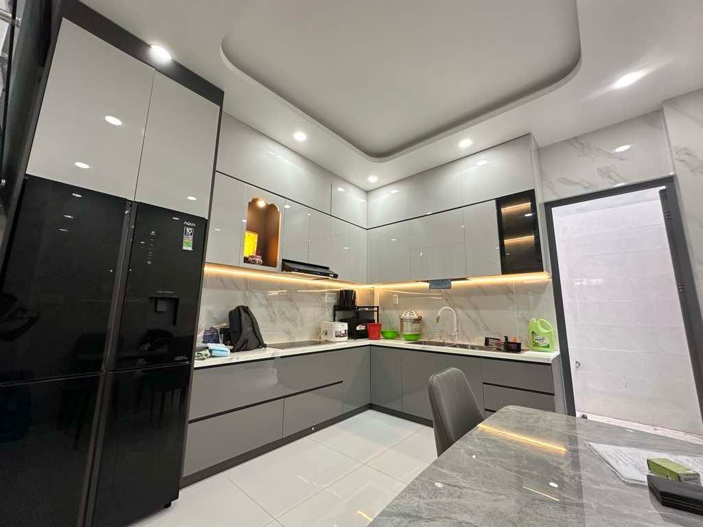 NHÀ MỚI 100% – Ô TÔ NGỦ TRONG NHÀ – NGAY TRUNG TÂM Q10 – CHỈ 12 TỶ