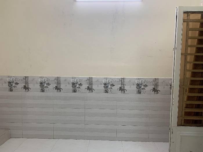 BÁN NHÀ 1 TRỆT 1 LẦU – TRUNG TÂM PHƯỜNG 4, QUẬN 10 – NHÀ TRỐNG GIAO NGAY - GIÁ 2 TỶ 2 CHỐT NGAY