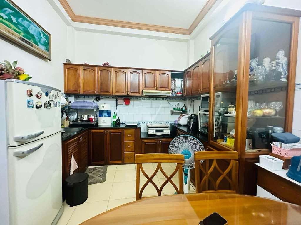 BÁN NHÀ 4 TẦNG CÓ THANG MÁY – HẺM Ô TÔ – CMT8, PHƯỜNG 15, QUẬN 10 – GIÁ 9.2 Tỷ – PHÁP LÝ CHUẨN