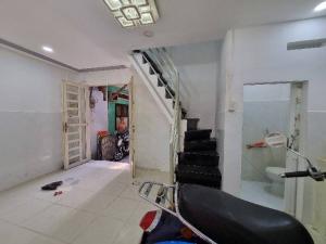 BÁN NHÀ 2 MẶT HẺM – NGUYỄN CHÍ THANH, PHƯỜNG 3, QUẬN 10 – GIÁ 3.2 TỶ
