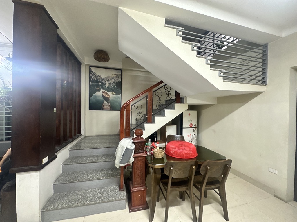 Chính chủ cần bán gấp 113m tại Cổ Bi.Mặt ngõ to như mặt phố. Kinh doanh bất chấp các mặt hàng