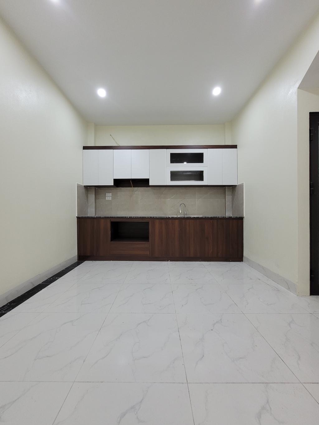 NHÀ MỚI KOONG - ĐẸP LONG LANH - Ô TÔ ĐỖ CỬA - CÁCH Ô TÔ TRÁNH 30M - HÀNG XÓM VINHOMES