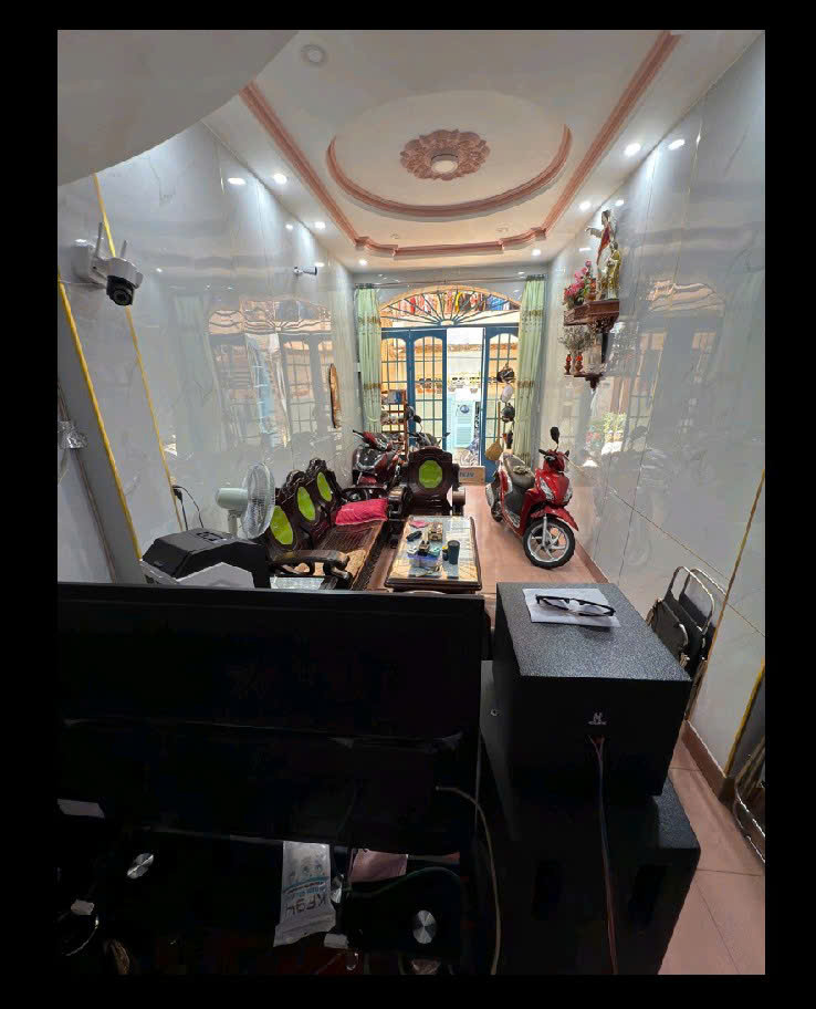 Chào bán nhà đường Đồng Đen, Hồ Chí Minh chiều ngang 3m chiều dài 13m