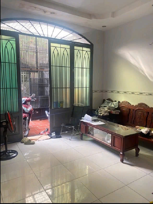 Chào bán nhà đường Đồng Đen, Hồ Chí Minh chiều ngang 3m chiều dài 13m