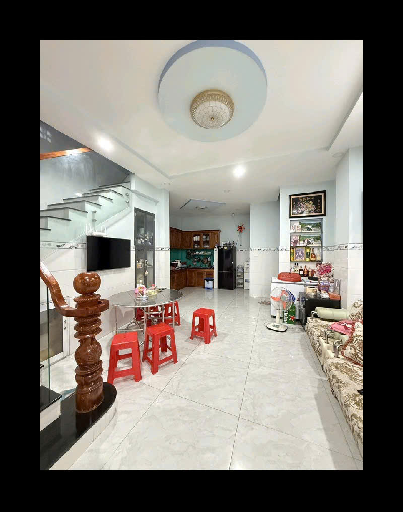 Bán nhà riêng tại Bùi Thế Mỹ, 8,1 tỷ, 84m2, giá ưu đãi